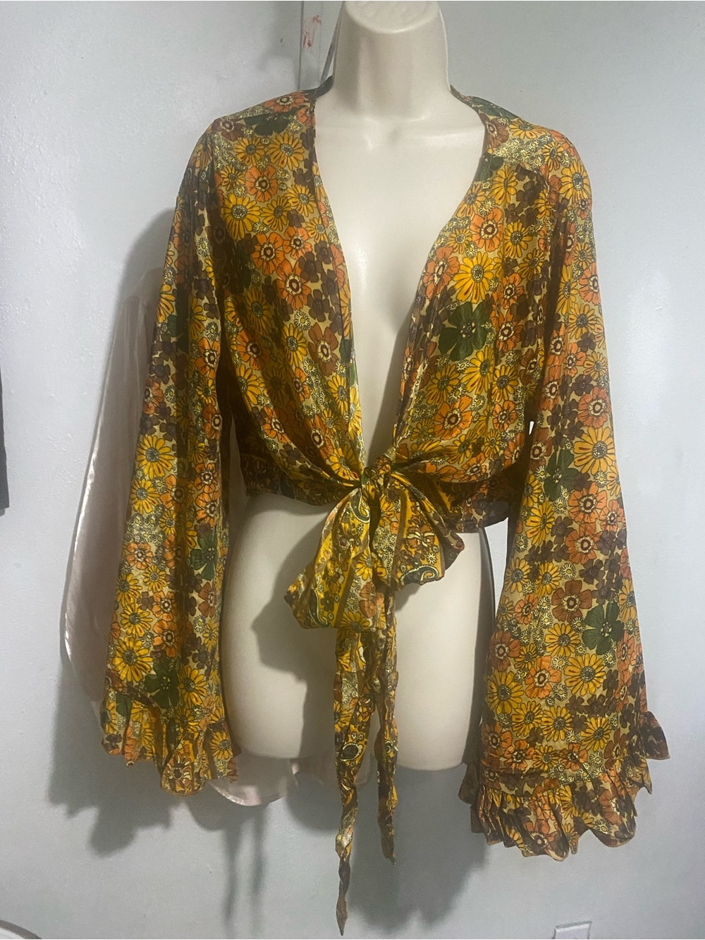 Hippie Flower Boho 70s Style, Silk Retro, Flare Sleeve Aesthetic, Gypsy